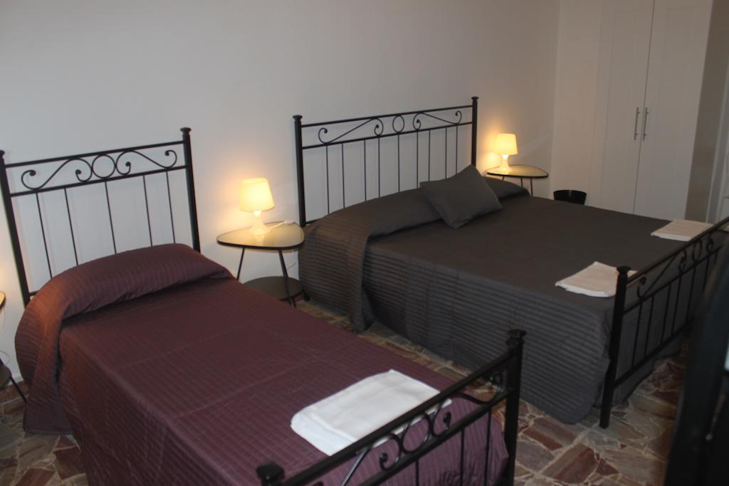 Casa Giulia Hotel Pisa Room photo